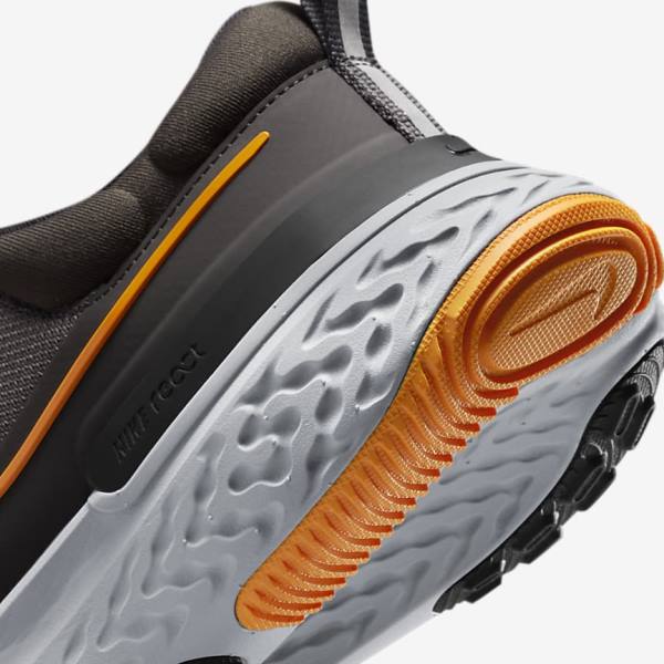 Nike React Miler 2 Cestne Bežecké Tenisky Panske Siva Čierne Siva | NK258NGY