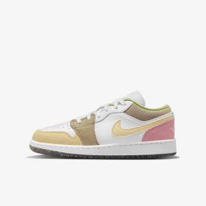 Nike Air Jordan 1 Low SE Older Jordan Tenisky Detske Biele Zelene | NK135QVS